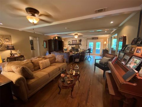 A home in Sulphur Springs