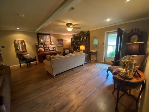 A home in Sulphur Springs