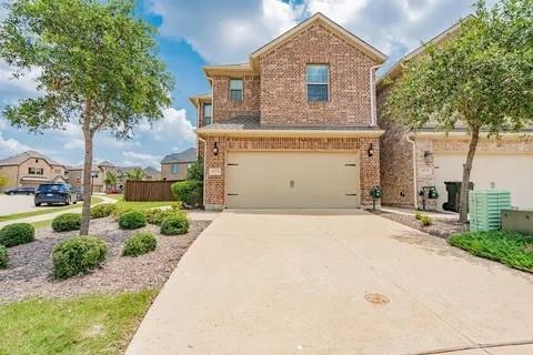 4528 Titus Circle