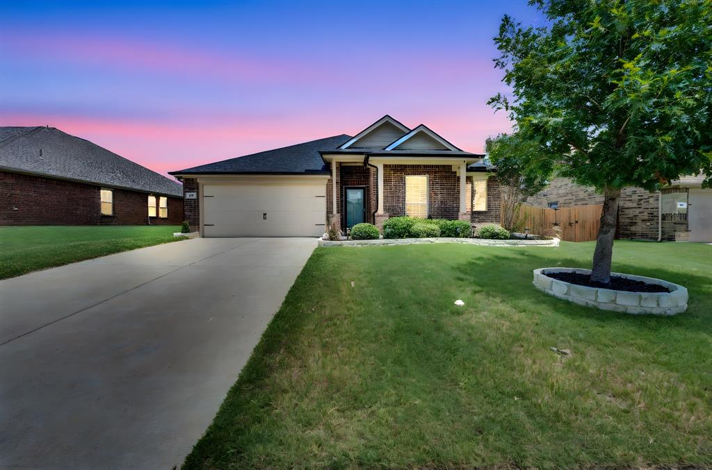 111 Broken Arrow Street
