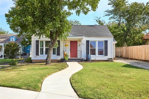 Photo of 1425 Cedar Crest Drive, Abilene, TX 79601 (MLS # 21394133)