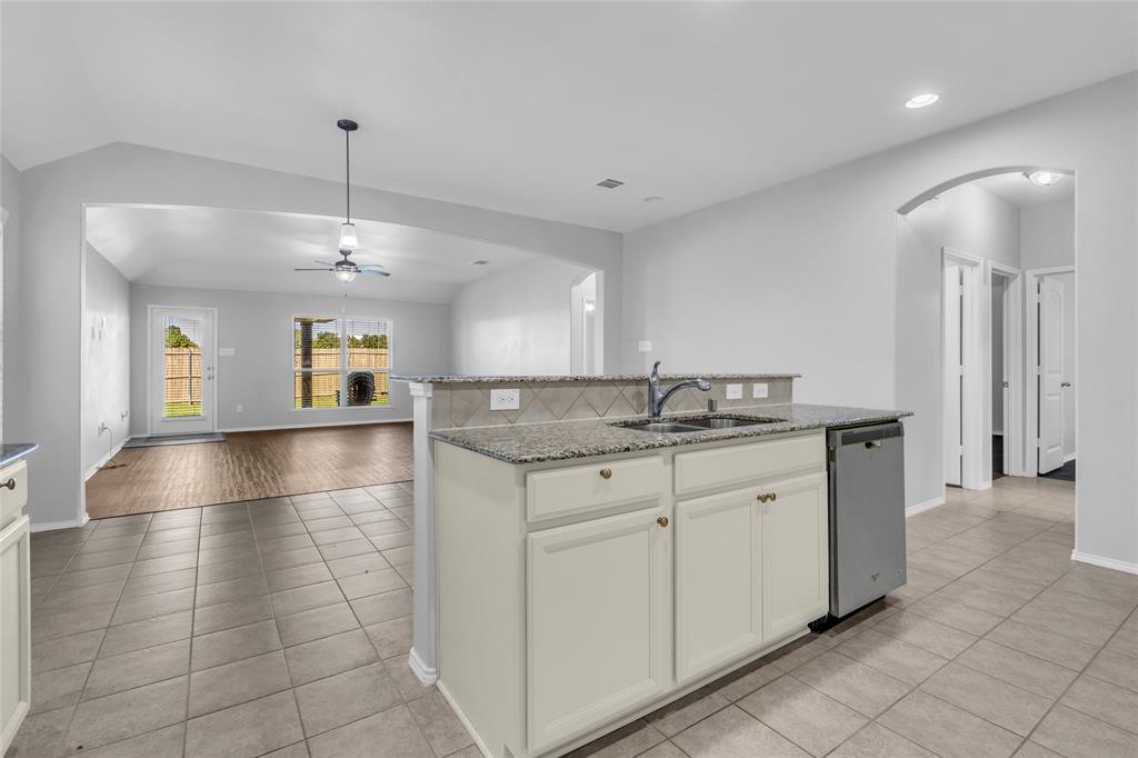 Rolling Mdws East - Residential