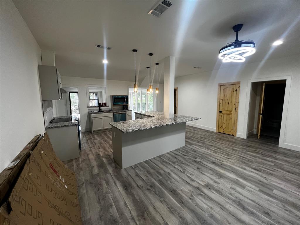 Ravinia Terrace - Residential Lease