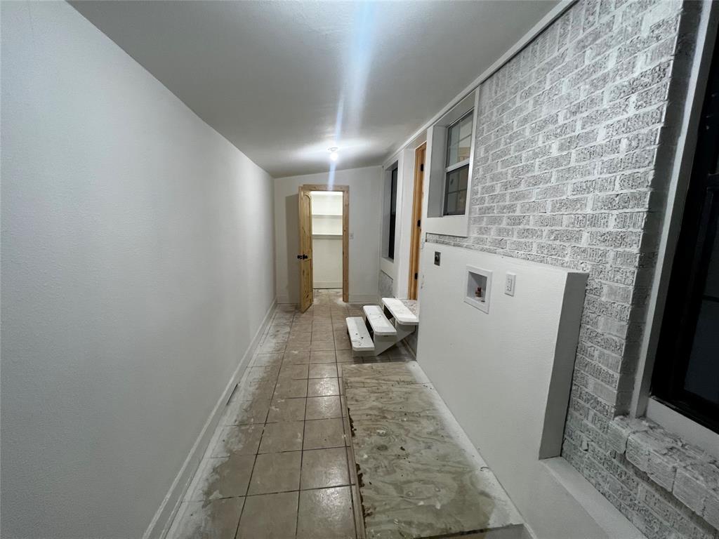 Ravinia Terrace - Residential Lease