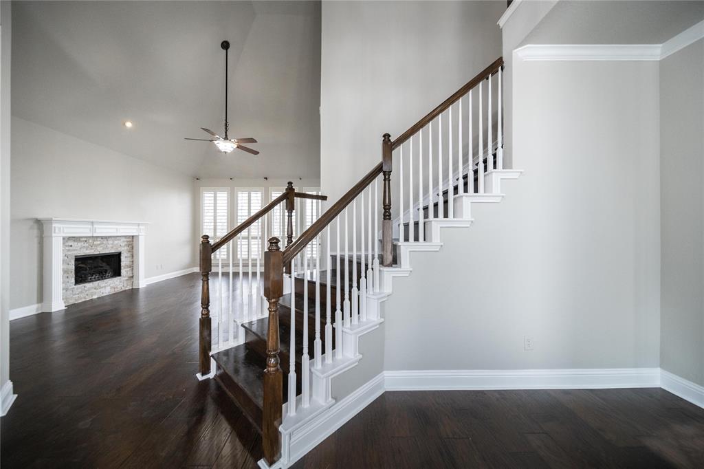 412 Sparrow hawk Drive