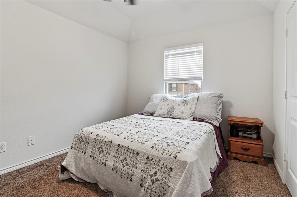 Valencia On The Lake - Residential