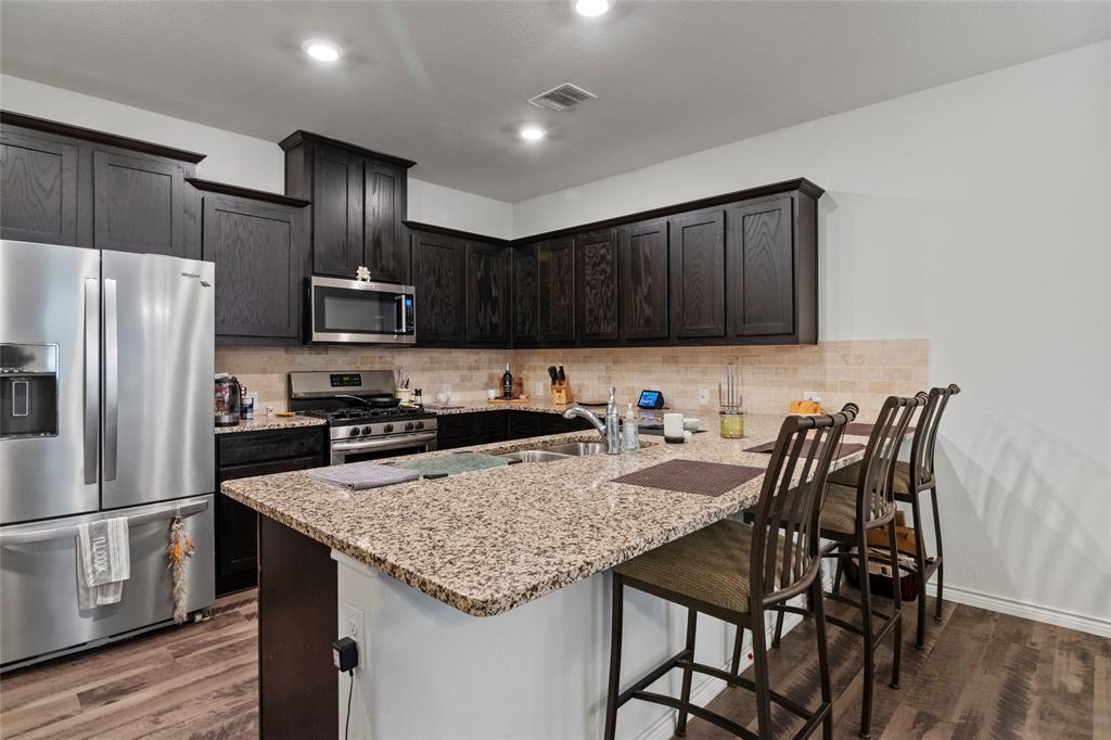 Valencia On The Lake - Residential