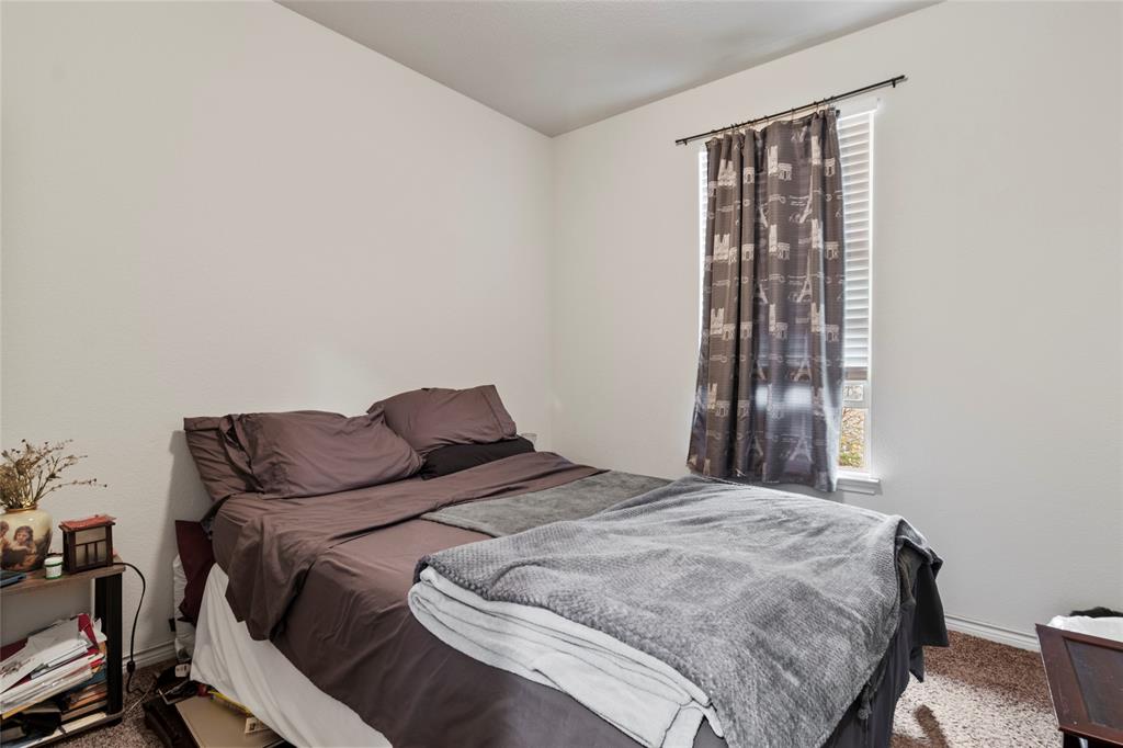 Valencia On The Lake - Residential