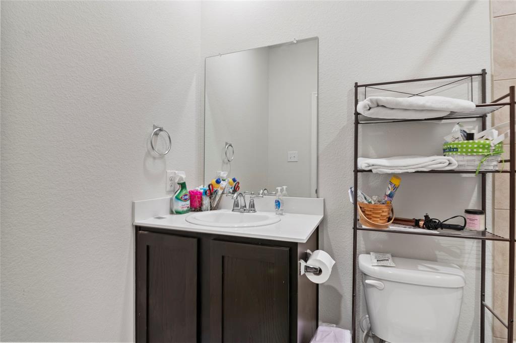 Valencia On The Lake - Residential