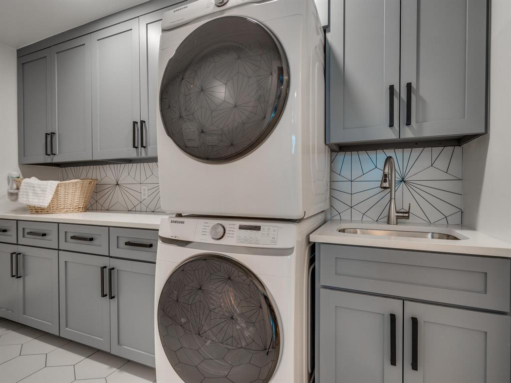 Lake Hill Estates Sec 1 - Residential