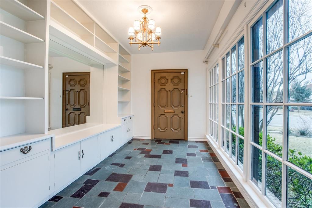 Preston Place 04 - Residential Lease