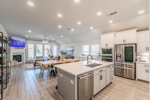 1704 Cypress Gap Trail Mansfield TX 76063