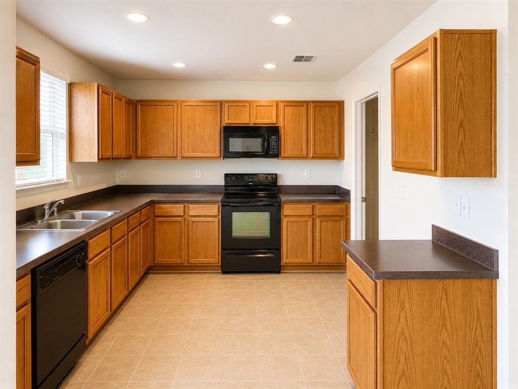 4029 Thoroughbred Trail