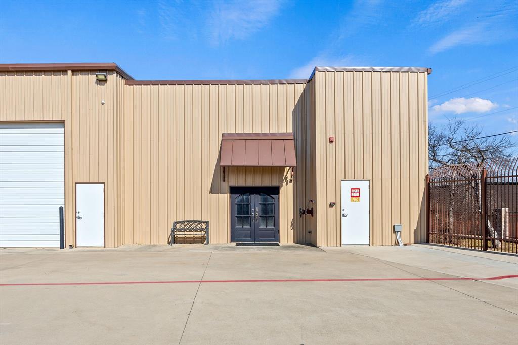 853 Main Street A2