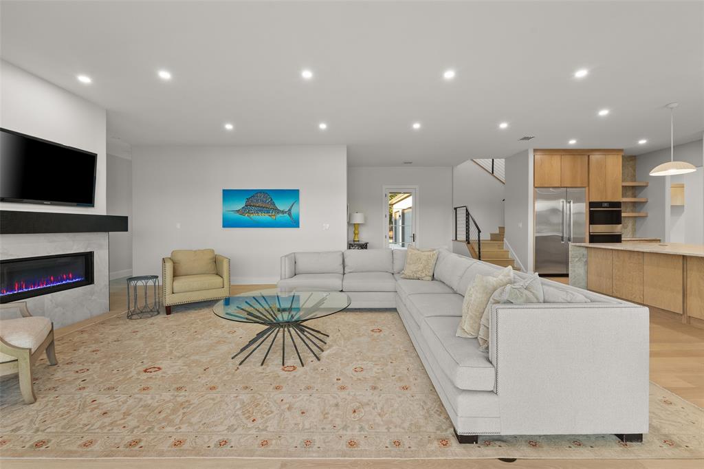 Laguna Bay - Residential