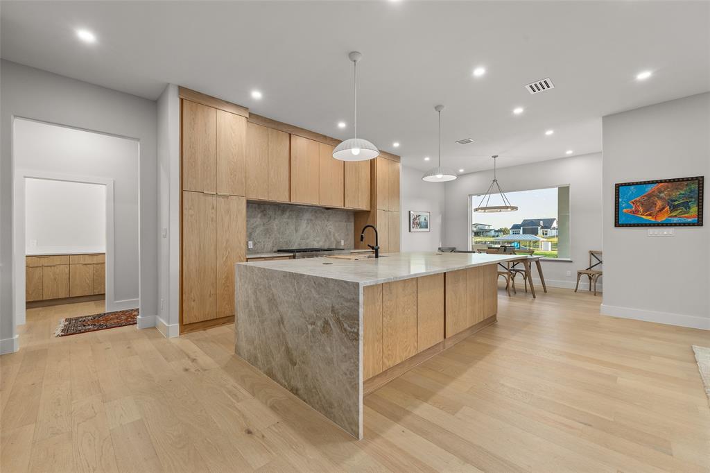 Laguna Bay - Residential