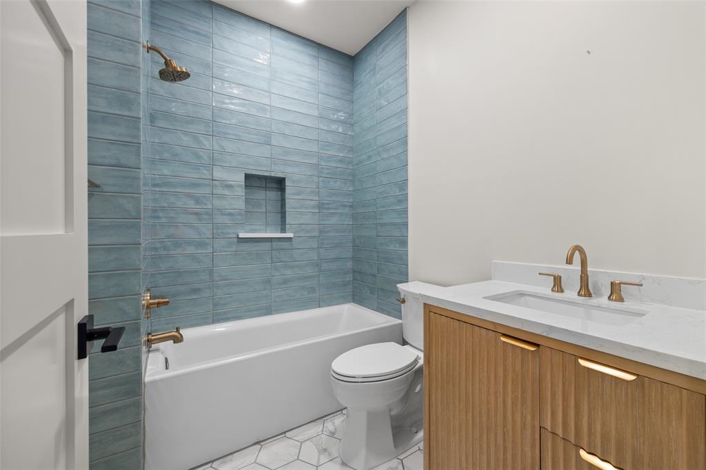 Laguna Bay - Residential