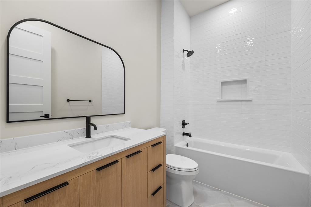 Laguna Bay - Residential