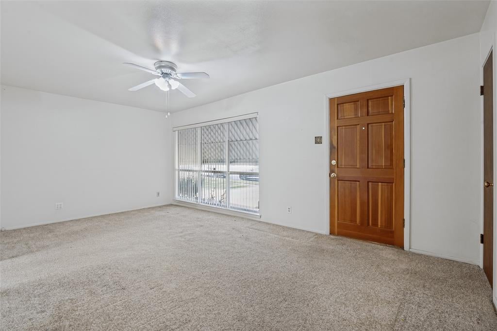 2528 Rugby Lane