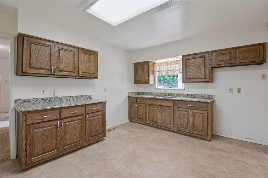 2528 Rugby Lane