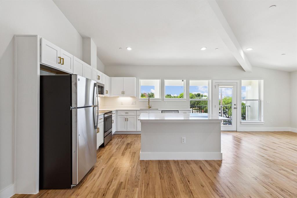 DANNELLYS SUMMIT HILL - Residential Income