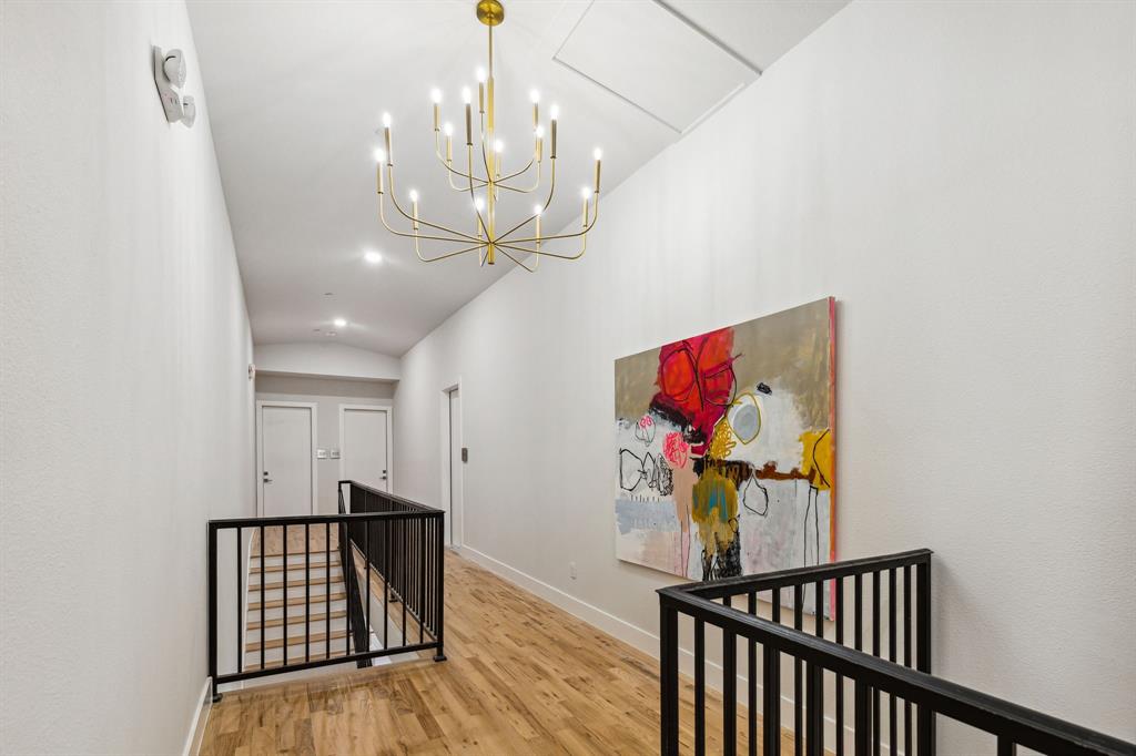 DANNELLYS SUMMIT HILL - Residential Income