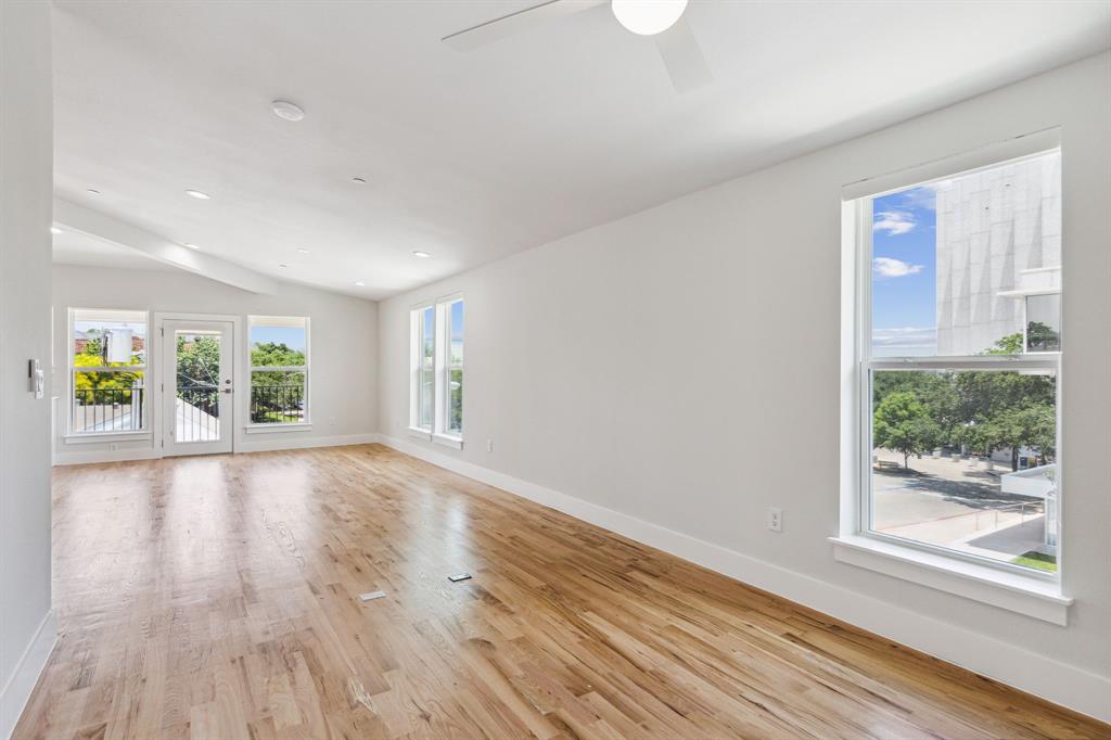 DANNELLYS SUMMIT HILL - Residential Income