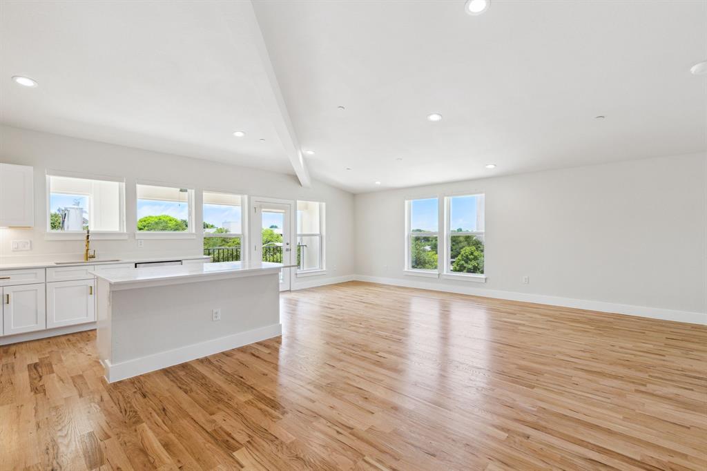 DANNELLYS SUMMIT HILL - Residential Income