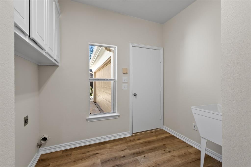 Village Of Eldorado Ph V - Residential