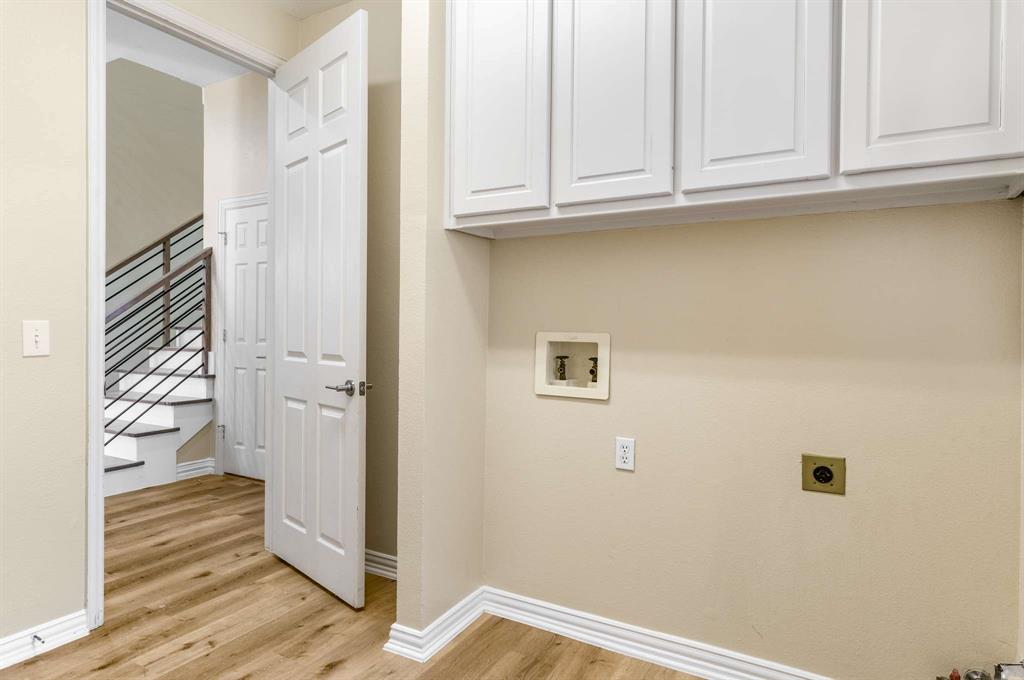 Village Of Eldorado Ph V - Residential