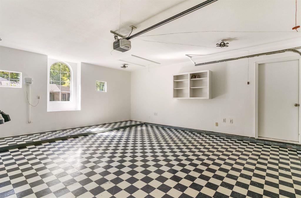 Village Of Eldorado Ph V - Residential