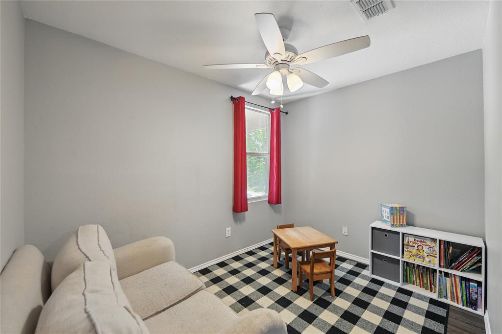 Fort Worth, Texas 76247, United States, 5 Bedrooms Bedrooms, ,3 BathroomsBathrooms,Residential,Active,131019