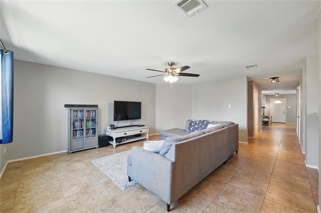 1833 Ramada Trail