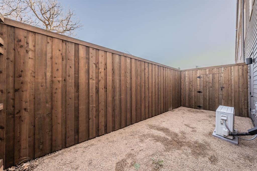 East Columbia Place - Residential