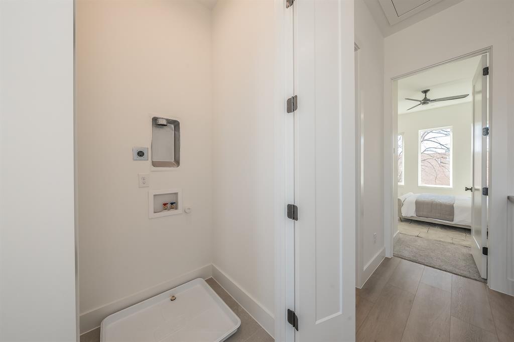 East Columbia Place - Residential