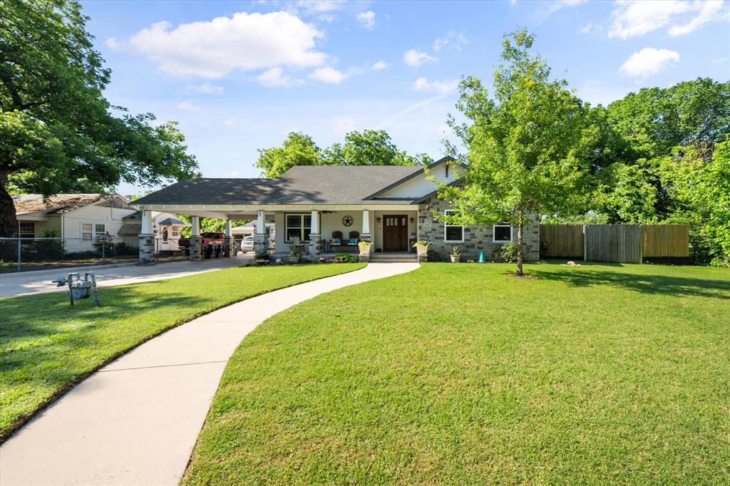 4421 Blackstone Drive