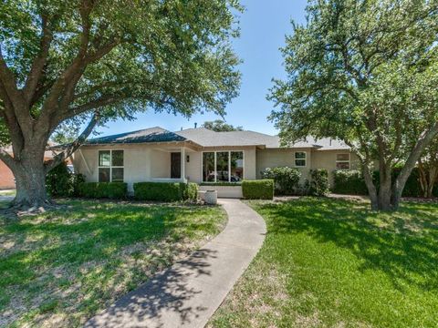 526 Pittman Street Richardson TX 75081
