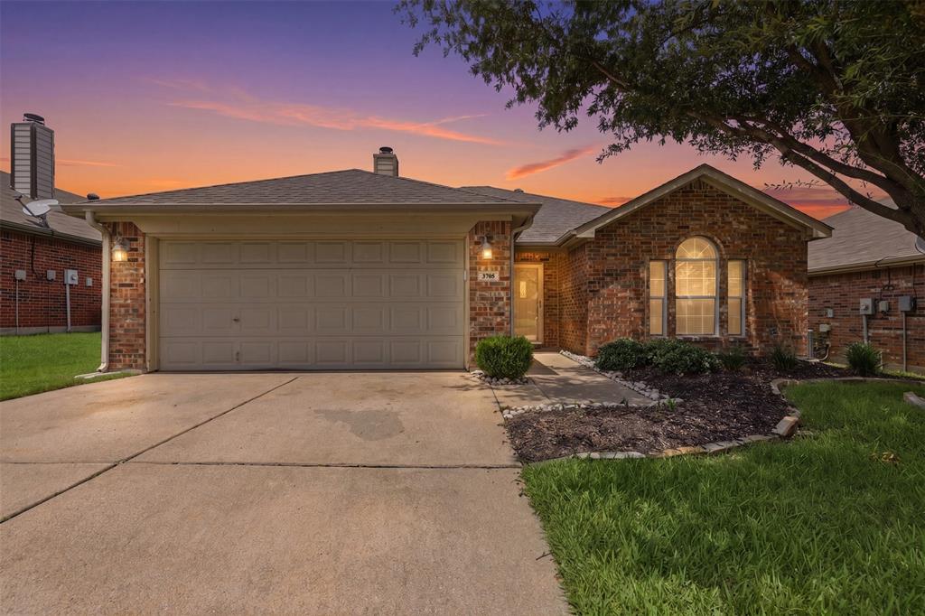 3705 Vista Greens Drive