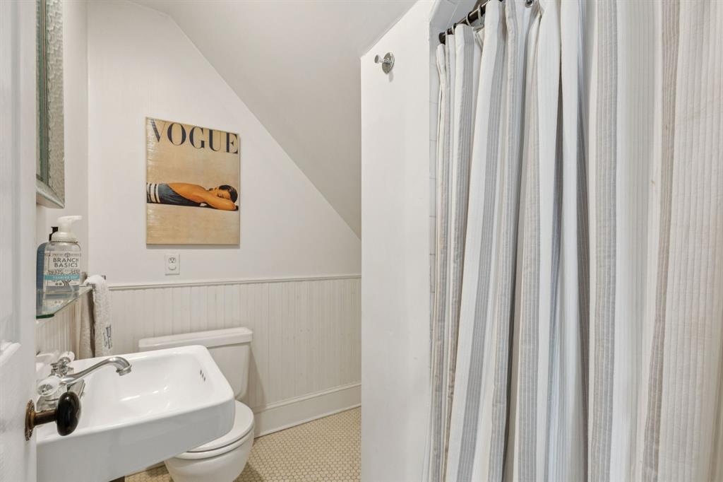 Forest Hills - Residential