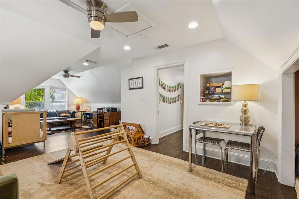 Forest Hills - Residential