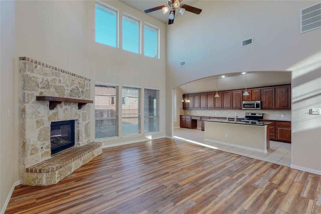 Photo 3 of 38 of 117 Bugle Call Road house
