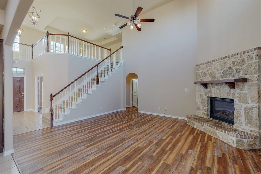 Photo 2 of 38 of 117 Bugle Call Road house