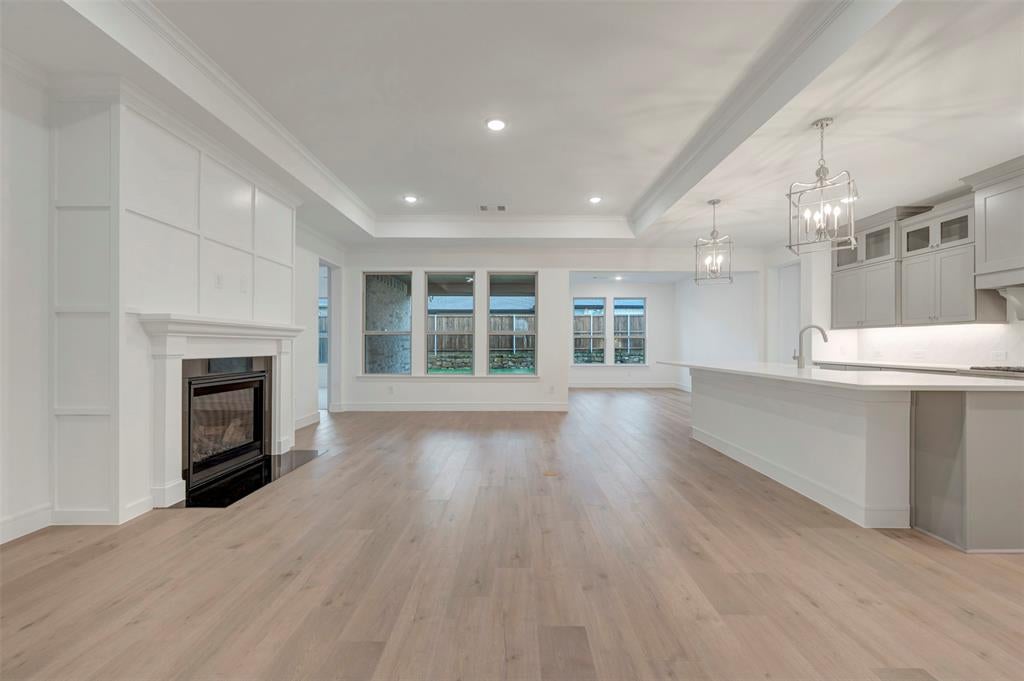 5648 Taylor Trail