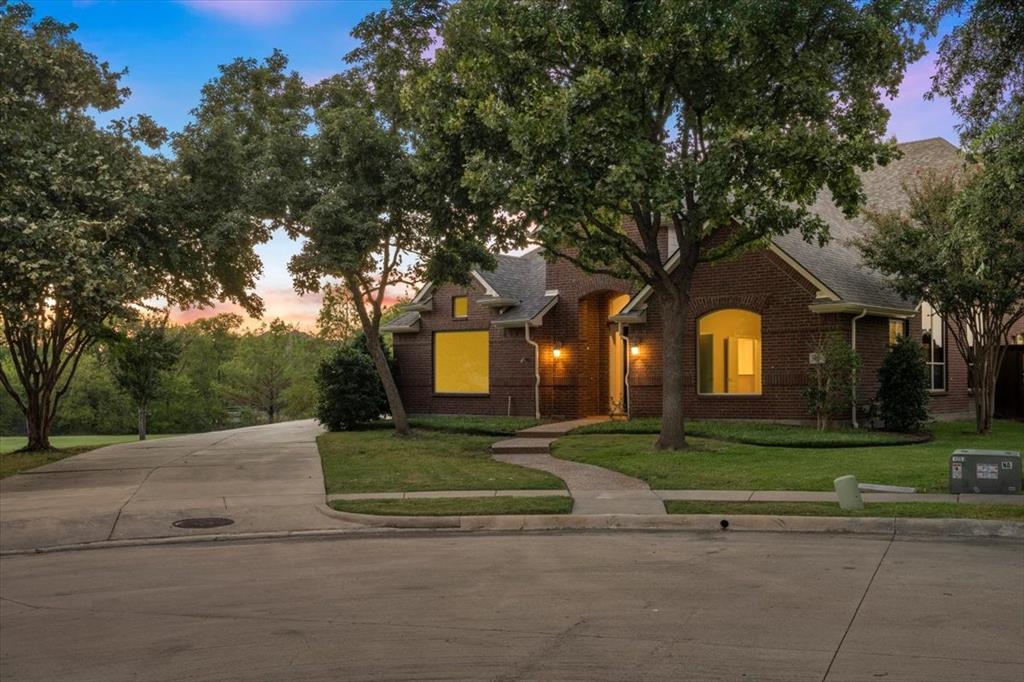 2501 Green Oak Drive