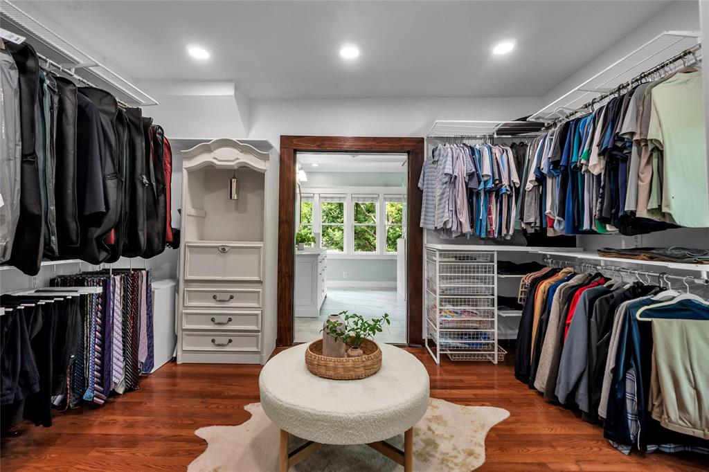 Winnetka Heights - Residential