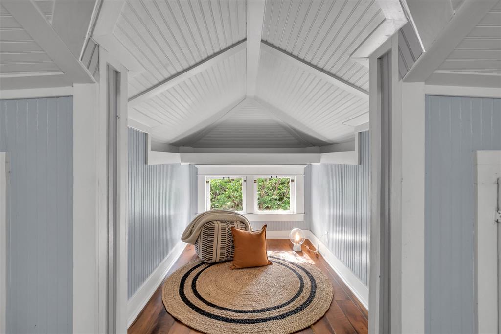 Winnetka Heights - Residential