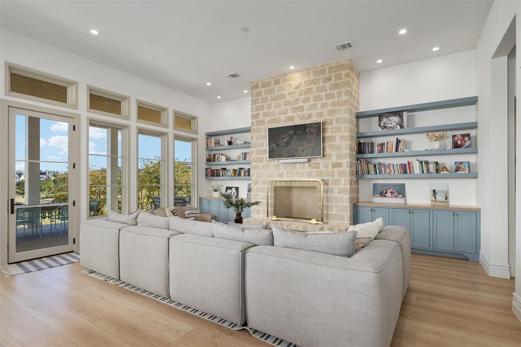 13290 Waterside Drive