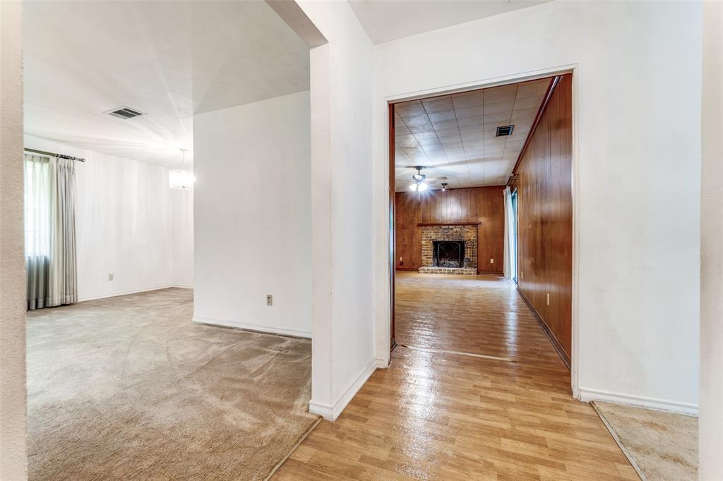 9935 Knoll Krest Drive