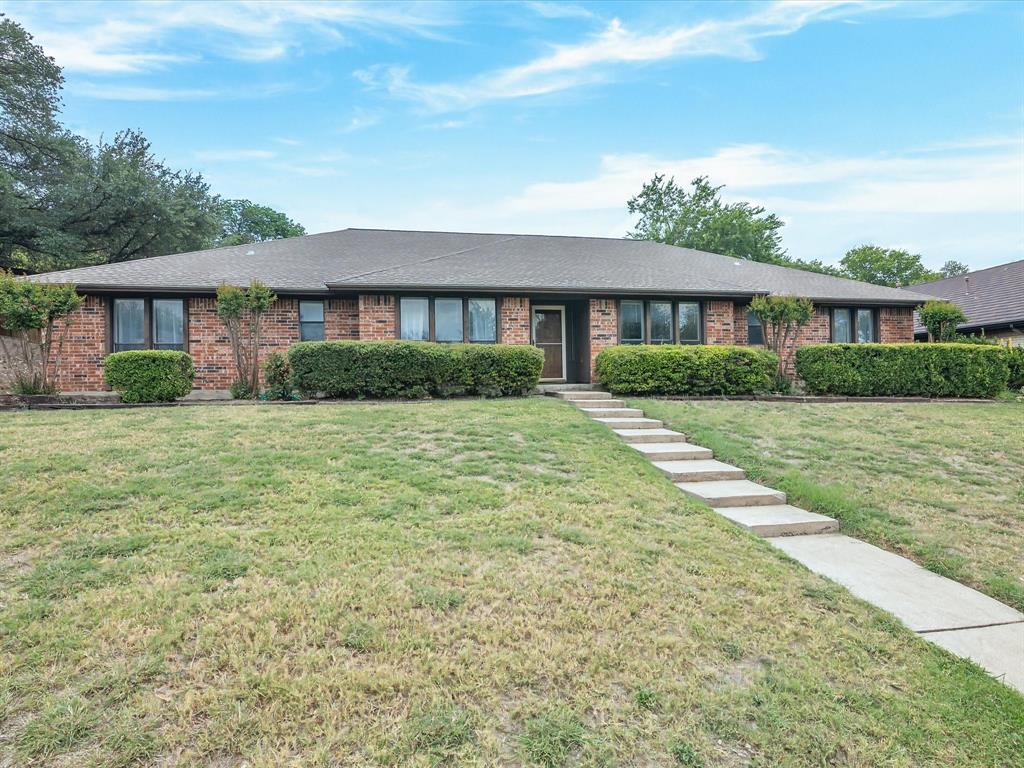 7717 Woodside Hill