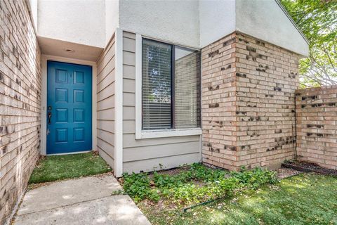 2707 Keller Springs Court Carrollton TX 75006